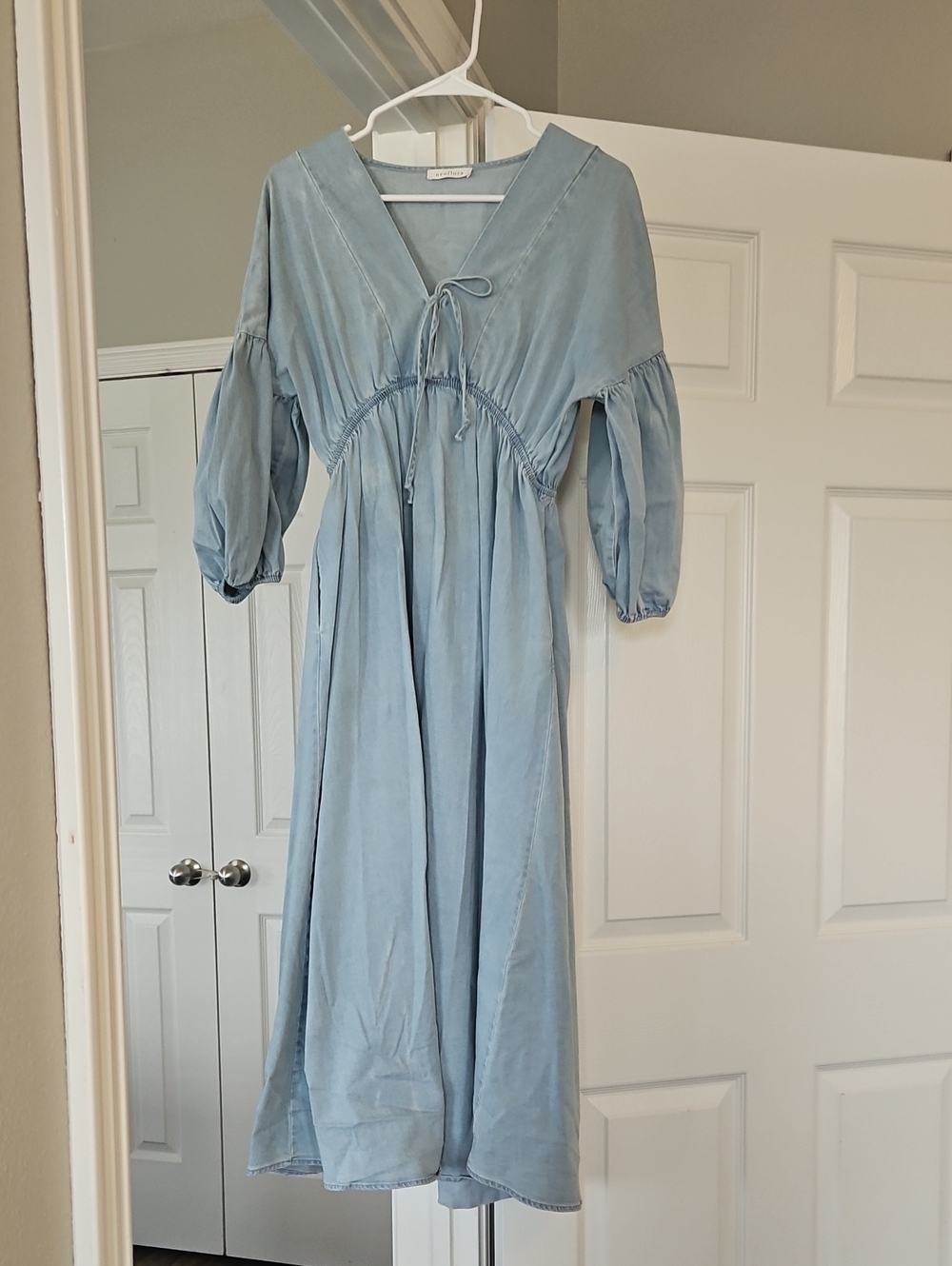 Neuflora Light Blue V-Neck Maxi Dress